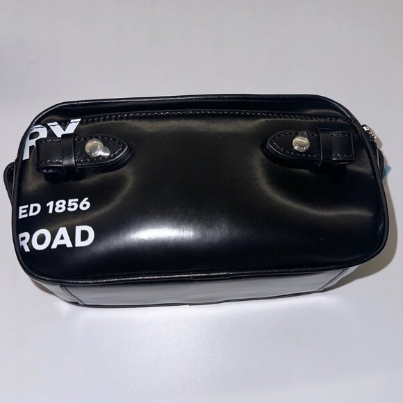 $3 START THURSDAY 11/14 @ 2pm: Burberry Camera Bag Horseferry Print Bag - Picture 3 of 3